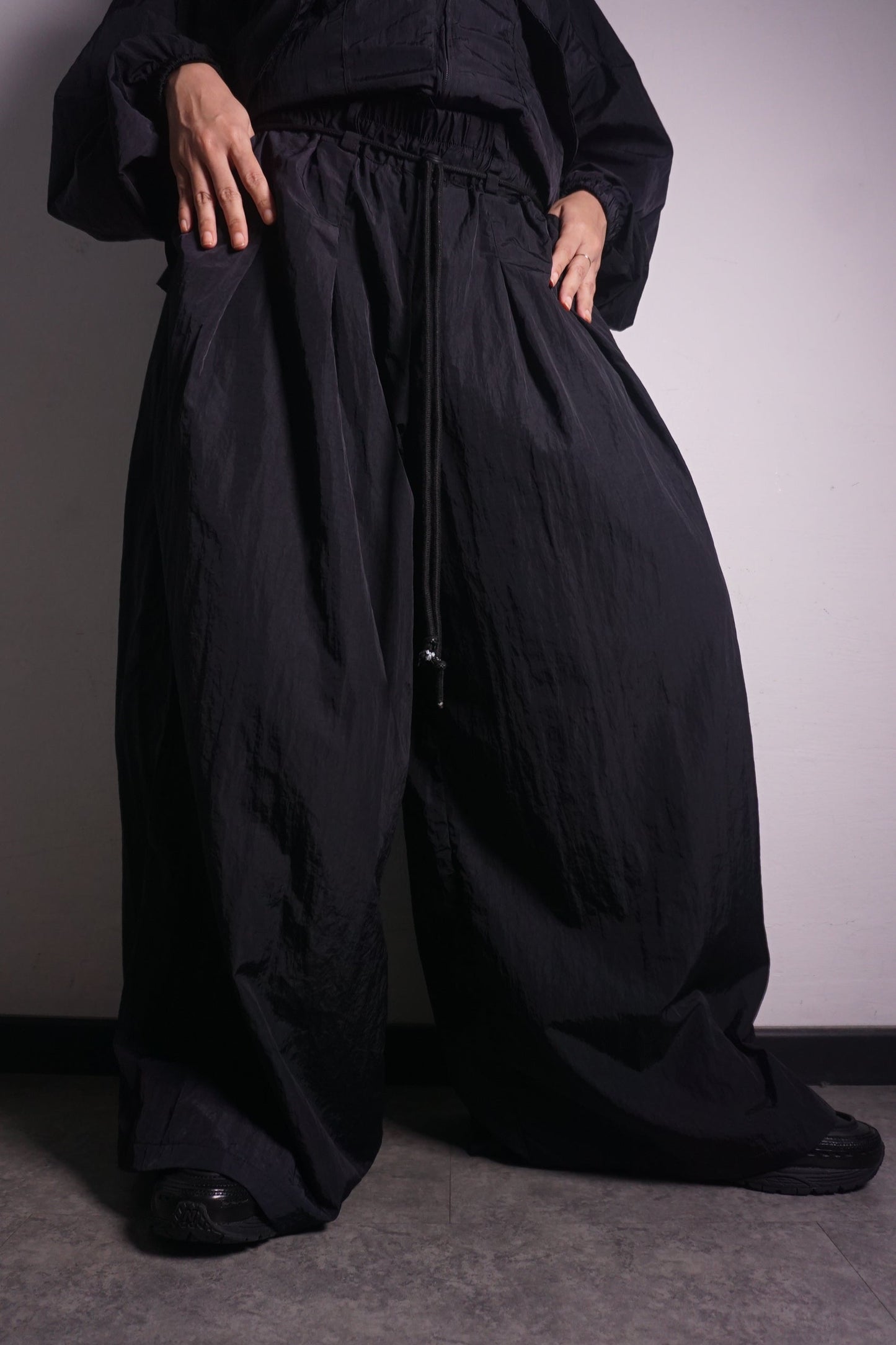 Light Tech Jacket & Wide Pants (SET)