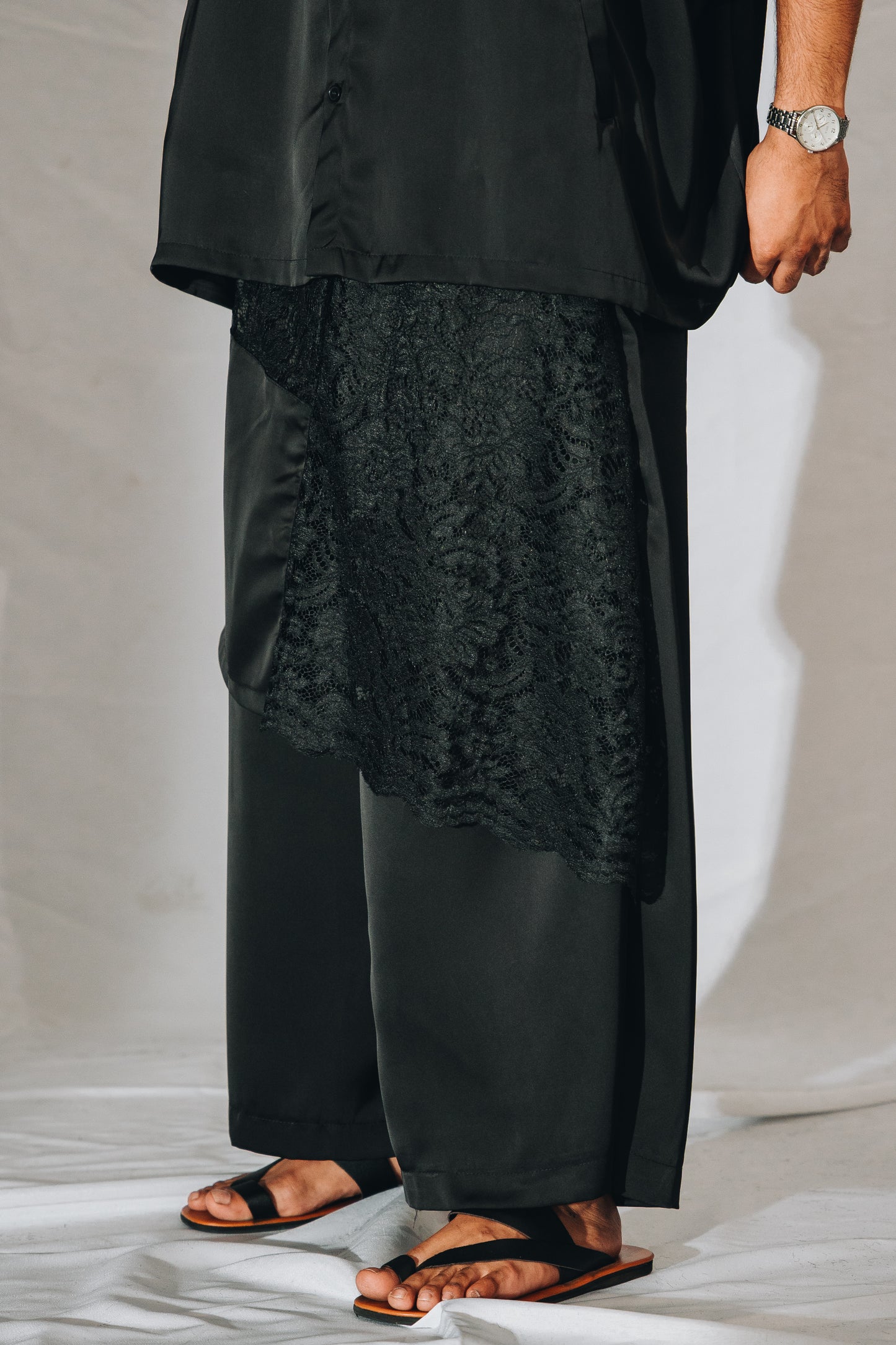 Black Sayap Oversized Lace (SET)