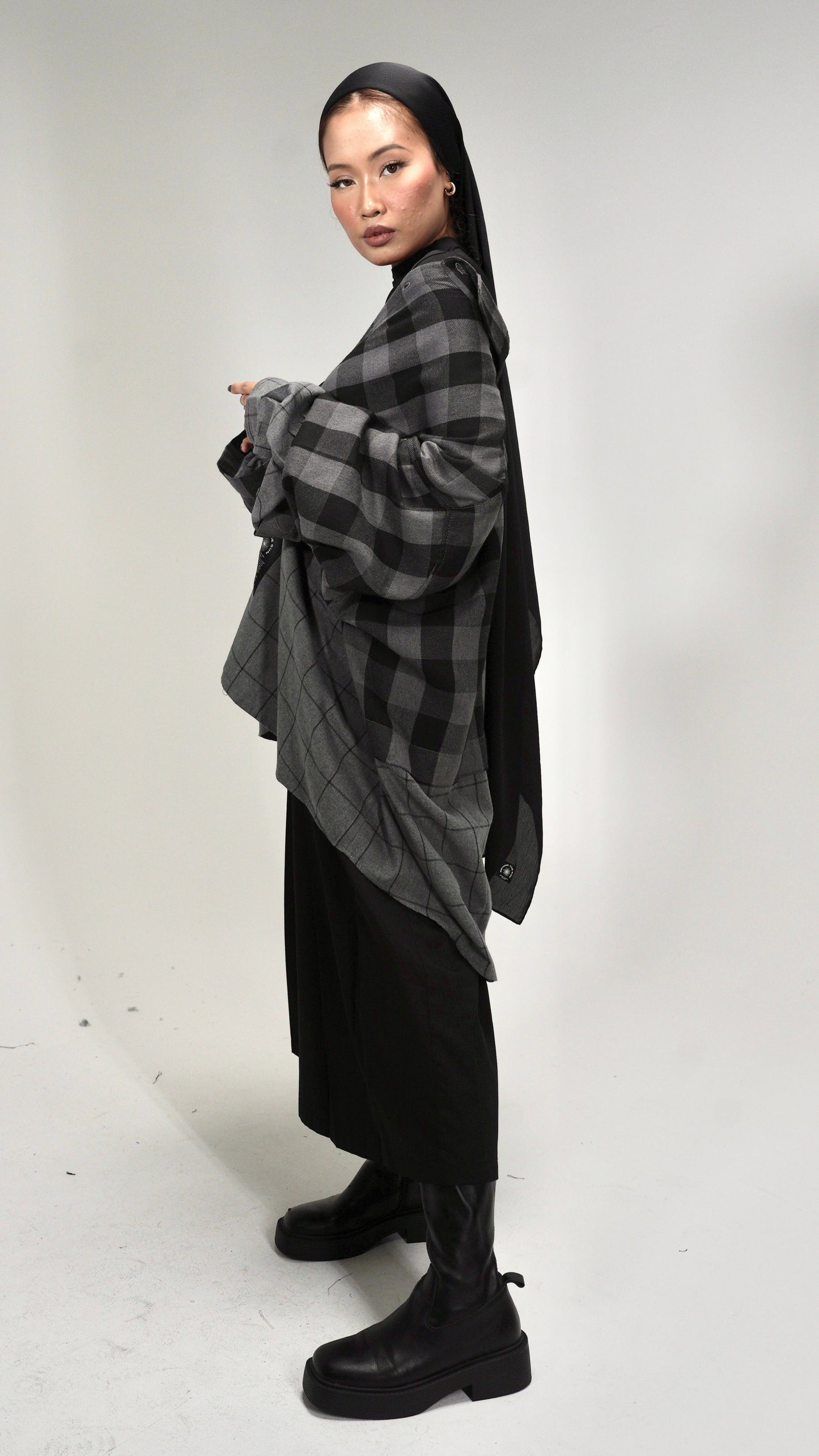 Grayscale Grid Flannel