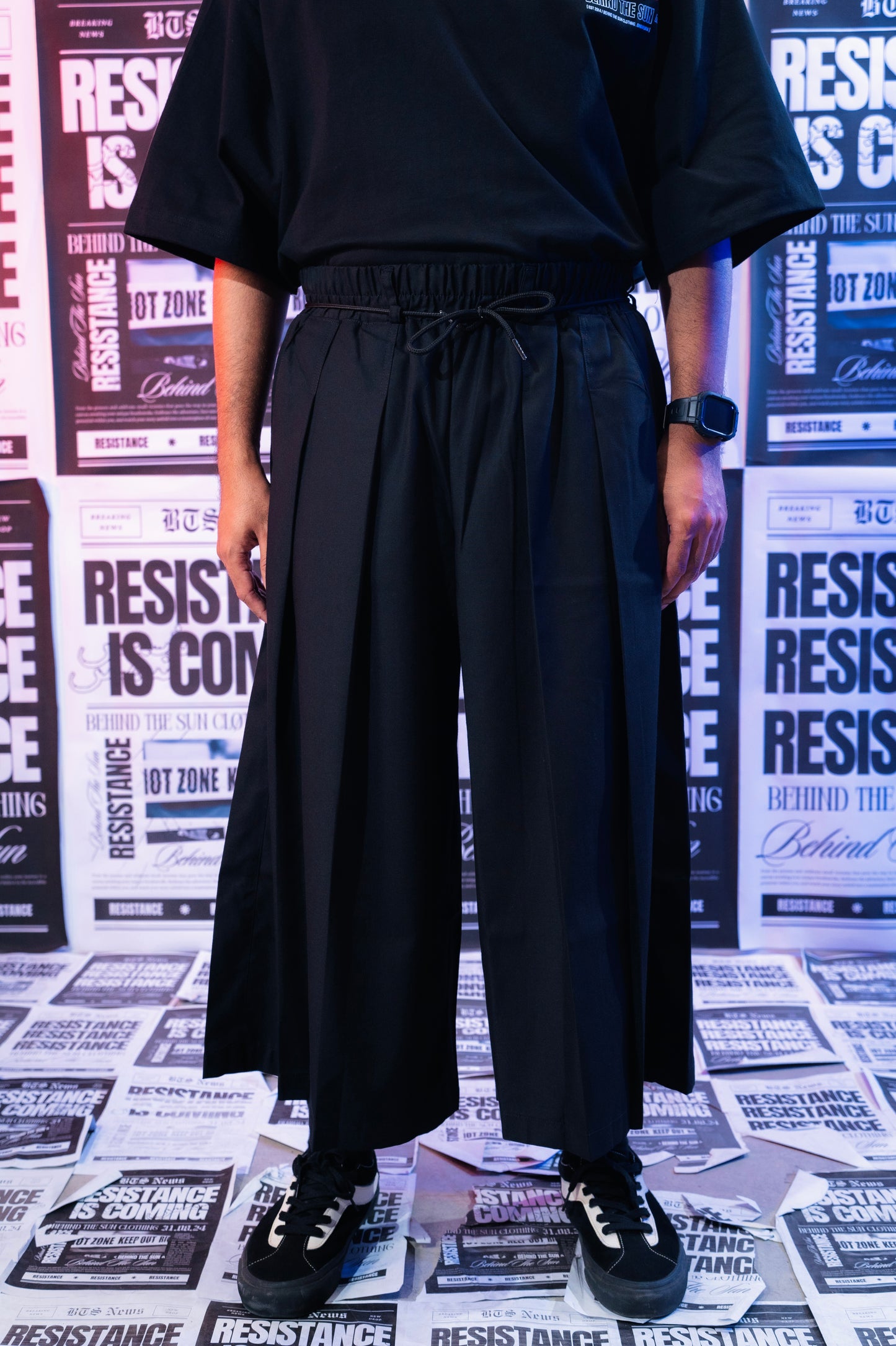 Pleated Wide Pants (Black)