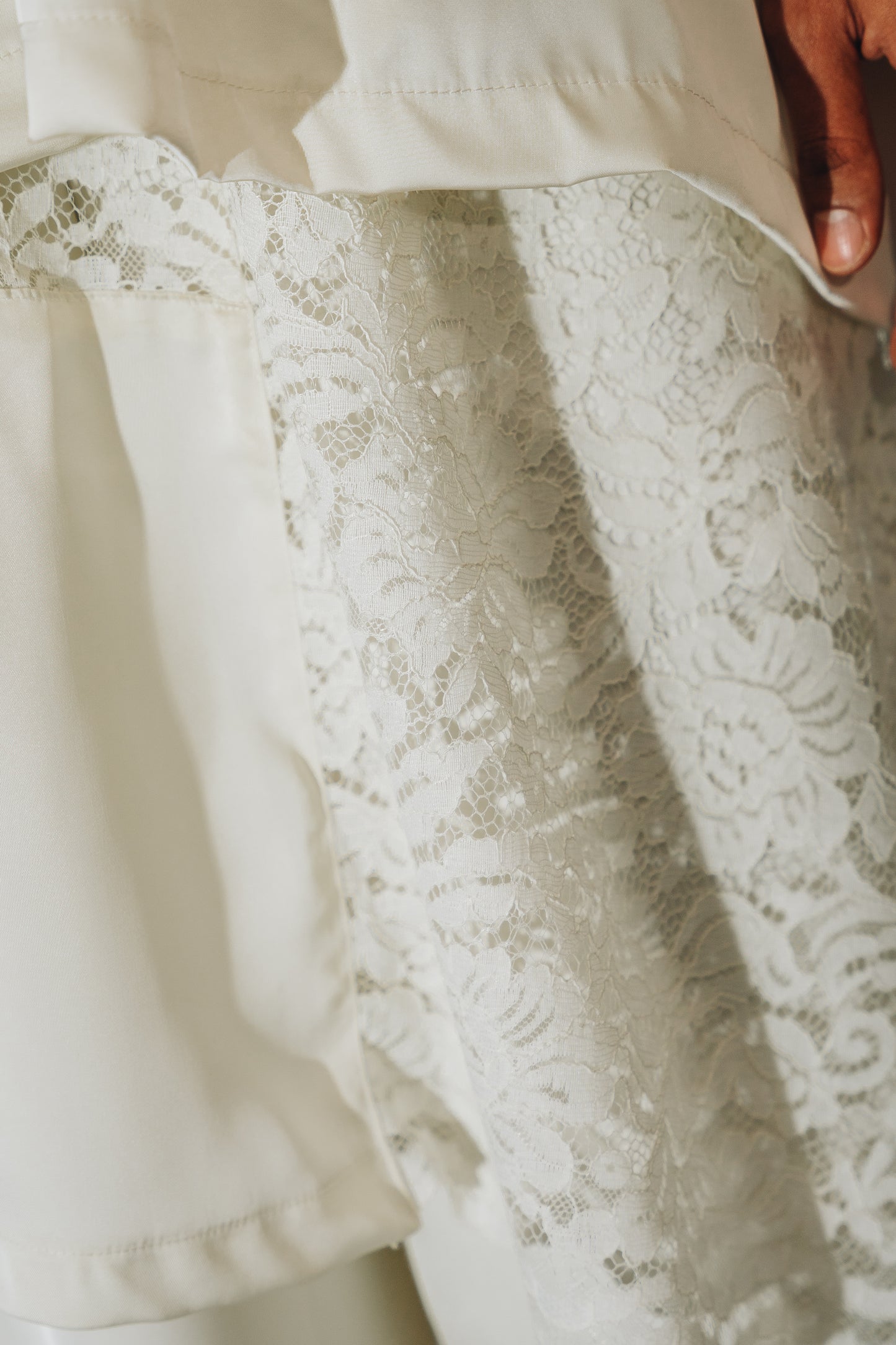 White Sayap Oversized Lace (SET)