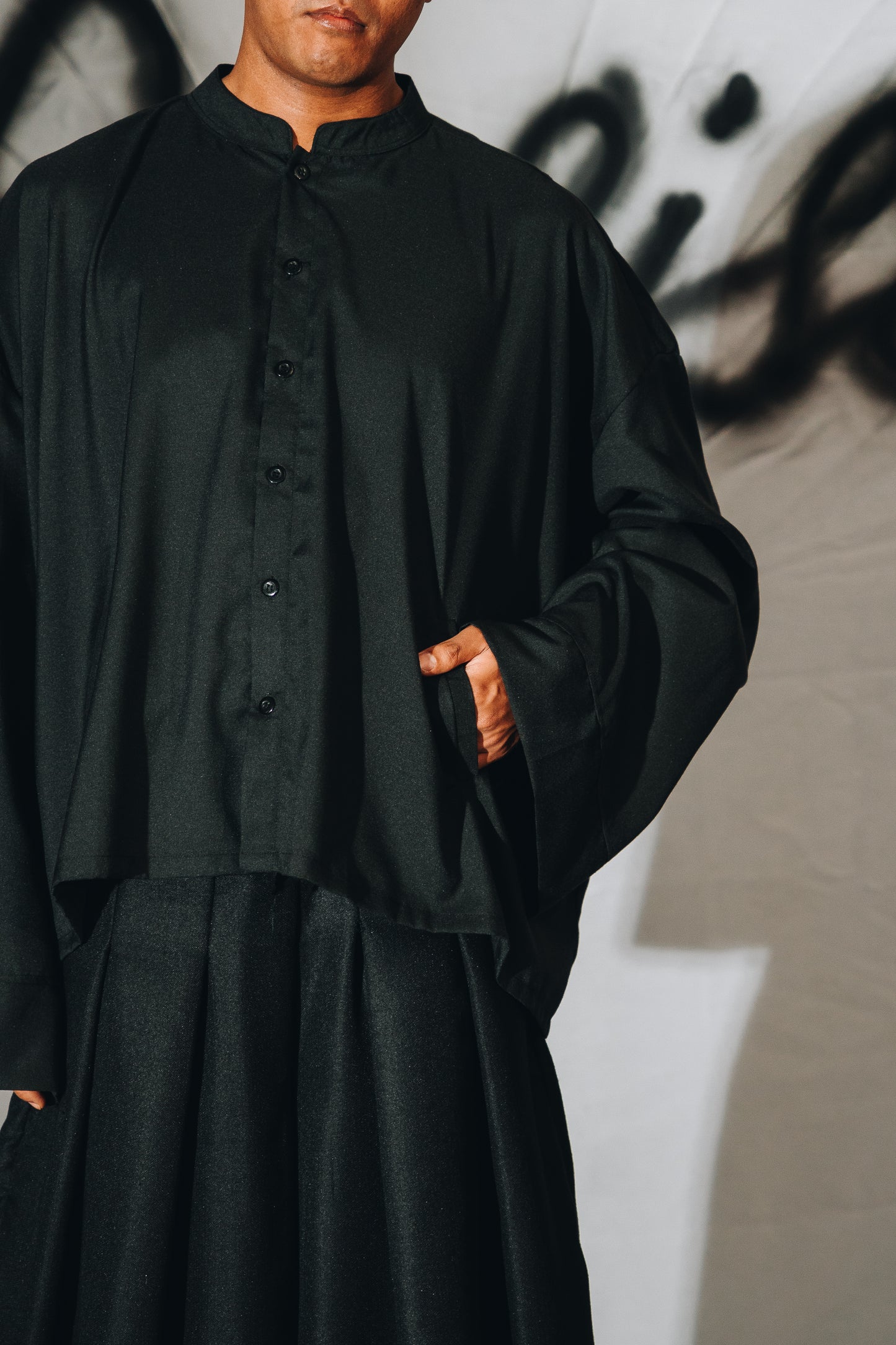 Mandarin Top and Black Linen Avant Pants (SET)